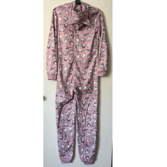 NWT Taylor Swift Cat Pattern Onesie Pajamas, Pink - Picture 7 of 13